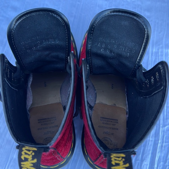 🏴 Dr. Martens MIE Vintage Red Velvet Boots UK 5 - Picture 9 of 17